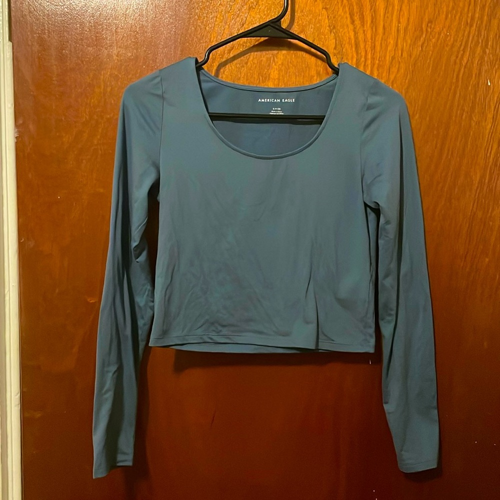 American Eagle blue long sleeve shirt
